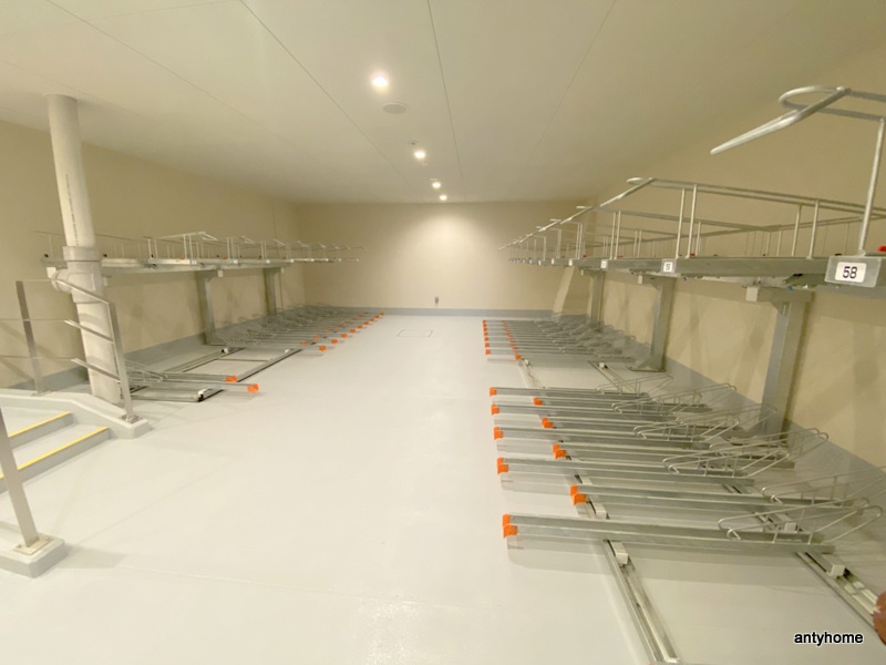 ディームス北浜　仲介手数料無料の駐車場