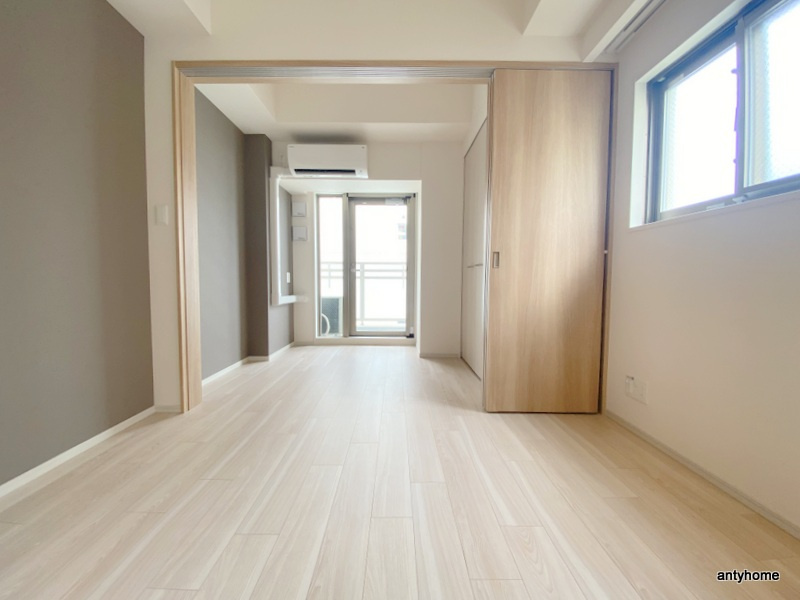 ディームス北浜　仲介手数料無料の居間・リビング