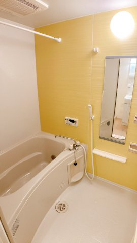 ボヌール青山の浴室