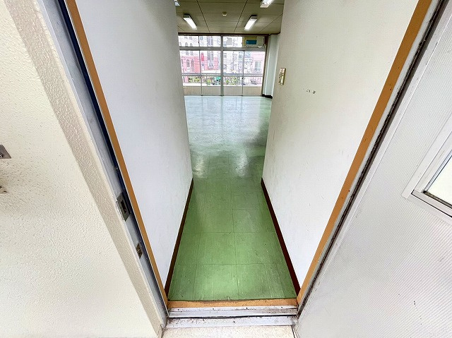 第２細川ビルの玄関