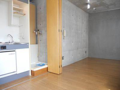 クリーンリビング四条大宮の内装|洋室