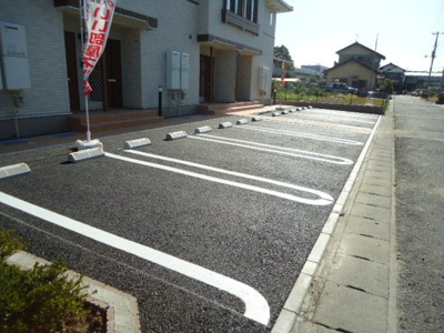 【その他】 | ピ－ネ・デル・ヴィラッジオ