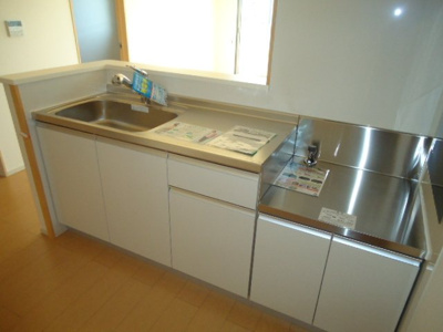 【キッチン】 | ピ－ネ・デル・ヴィラッジオ