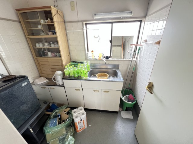 高下西町事務所のキッチン