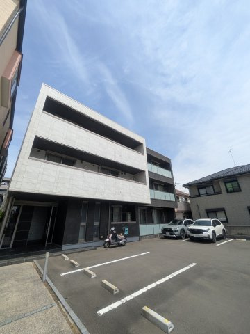リラフォートの外観