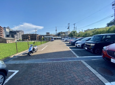 【駐車場】 | ラ・クーレ春日