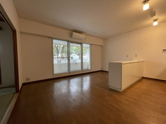 【居間・リビング】 | ハイツ東戸塚Ⅱ　Ｂ棟