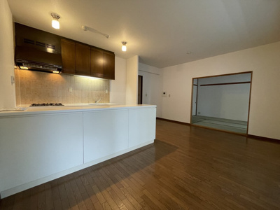 【居間・リビング】 | ハイツ東戸塚Ⅱ　Ｂ棟