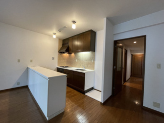 【居間・リビング】 | ハイツ東戸塚Ⅱ　Ｂ棟