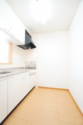 【キッチン】 | ピーノ・レジーナⅢ | ※同物件・同タイプの写真です。