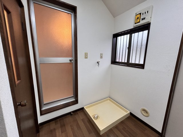 アパートメントKABEの内装