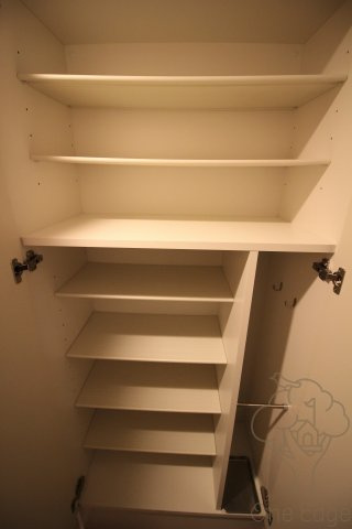 エスリード南森町の玄関