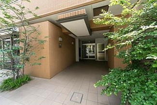 綺麗なエントランス部分