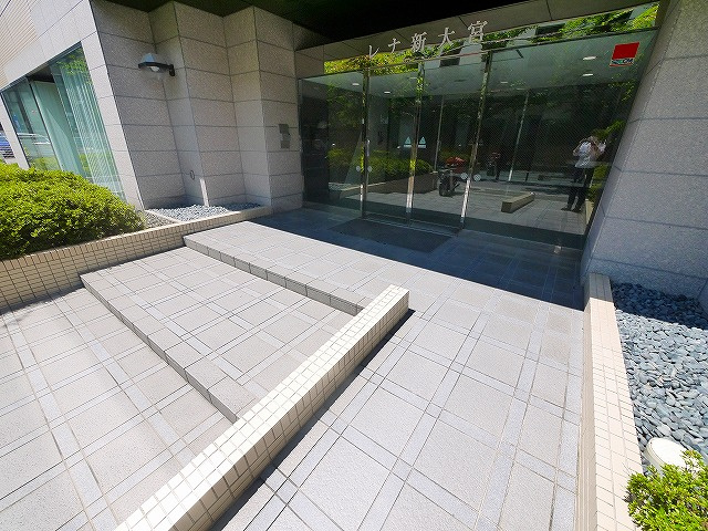 レナ新大宮ビル
