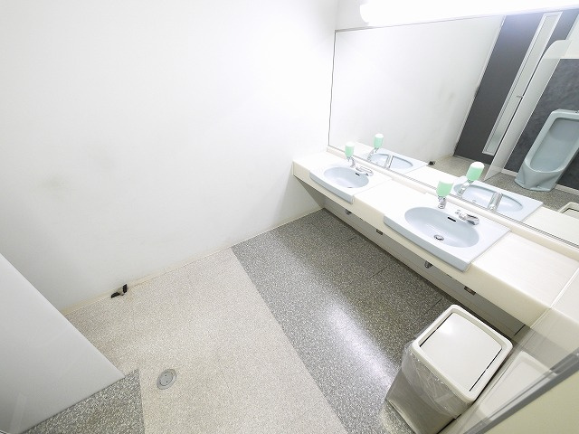 レナ新大宮ビル