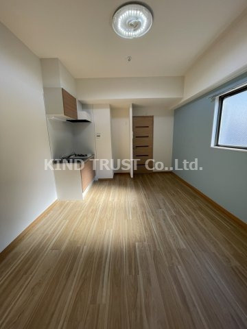 リップル南森町Ⅰの居間・リビング