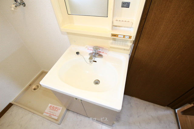 【洗面所】 | オアシス　Ⅰ | 忙しい朝には欠かせない洗面所です
2021年9月19日撮影