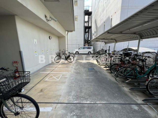 アルデールヒル内久宝寺　BRAVI不動産のその他共用部分|【アルデールヒル内久宝寺】駐輪場