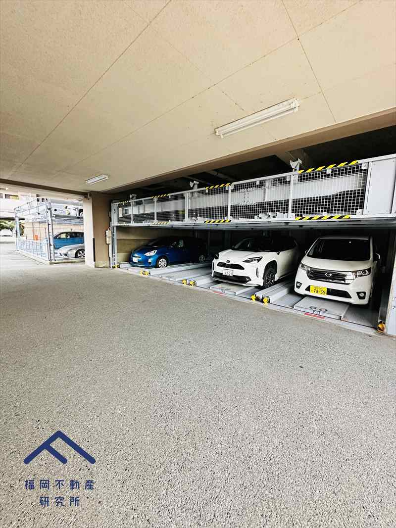 オリエントハイツ篠栗の駐車場