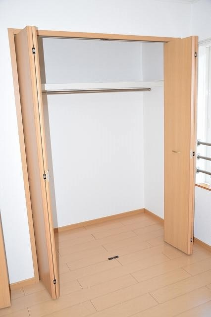 アン・サンクセットの収納