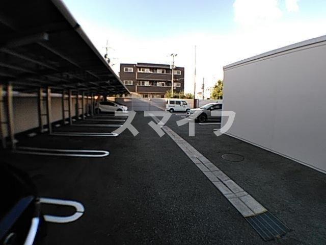 【駐車場】 | グランデュール | 駐車場
