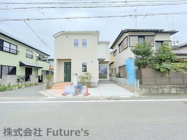吉川市高富　新築戸建　全1棟の外観|JR武蔵野線「吉川」駅・徒歩10分！ワンランク上の高級仕様の新築戸建・全1棟！