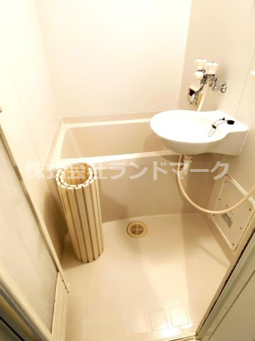  | ＣＵＲＡＶＩＥ