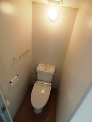 【トイレ】 | マンションタカトミ | トイレです