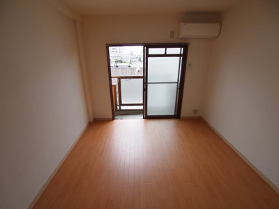 【居間・リビング】 | マンションタカトミ | リビングです