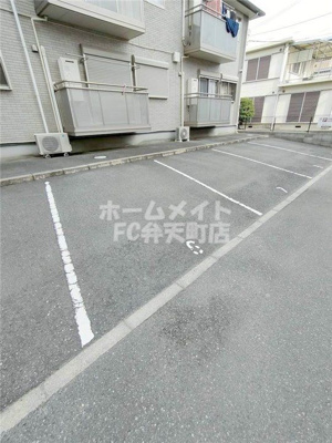 【駐車場】 | グランシャリオ