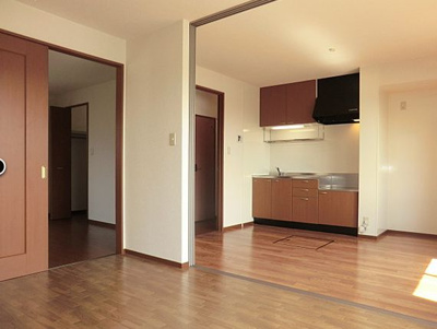 【居間・リビング】 | ラズベリーハイム | リビングです。