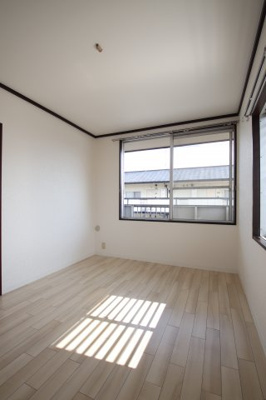【寝室】 | サンハイツ西井Ⅰ