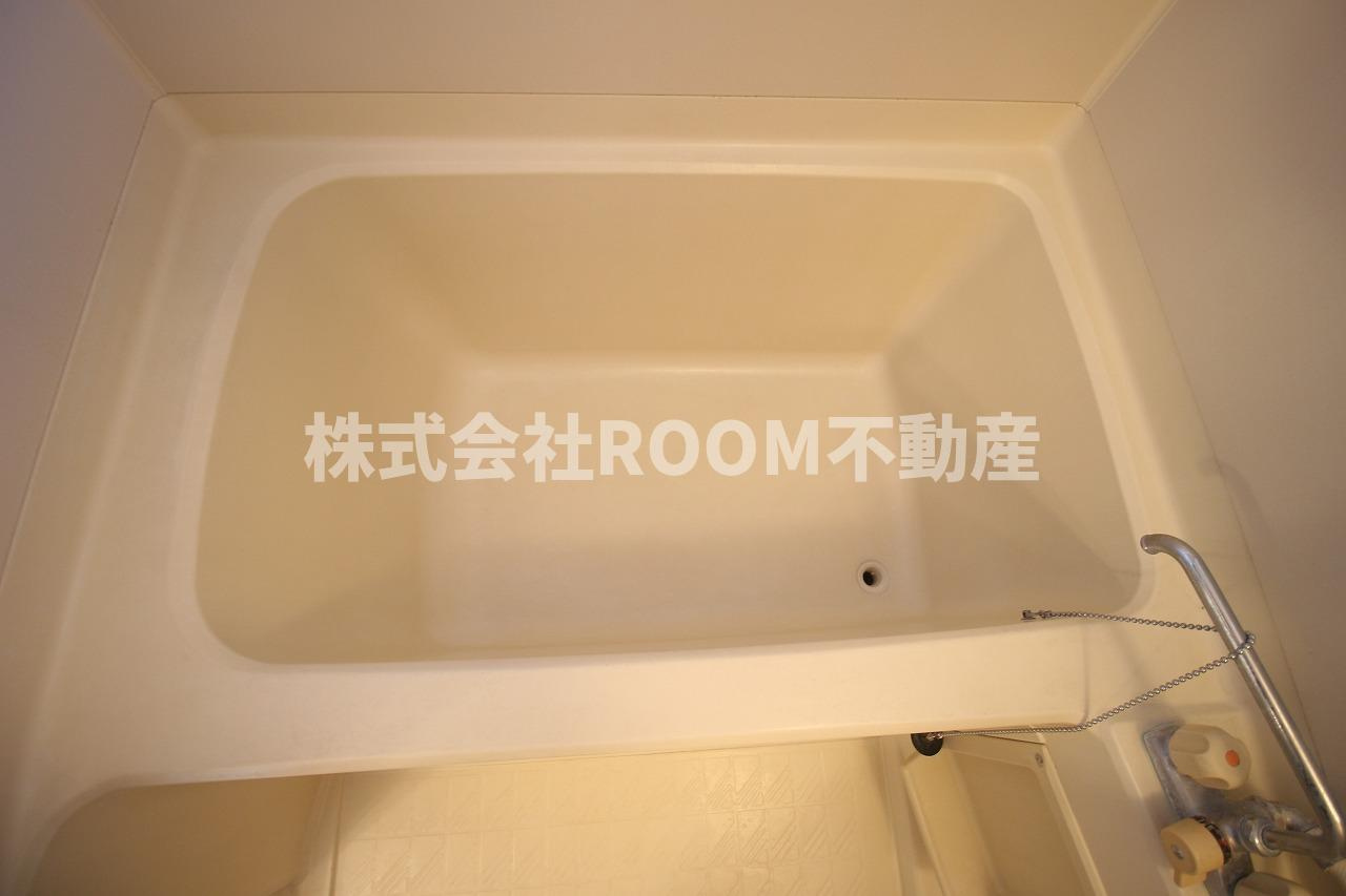 リバーサイド自由ヶ丘の浴室|落ち着いた空間のお風呂です