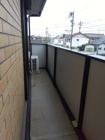 セゾン ド アベニューのバルコニー