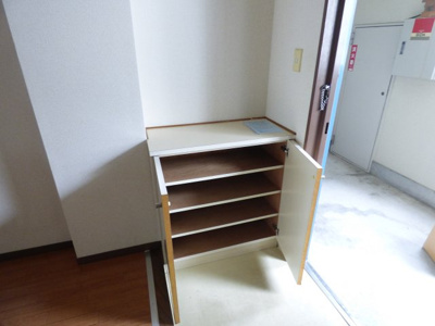 【収納】 | 新橋ビル