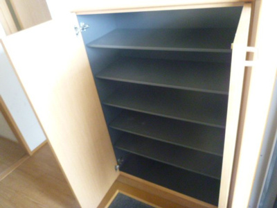 【玄関】 | フルーレ | 下駄箱付き