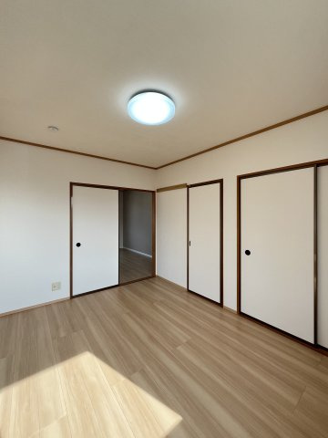 エアフォルクA棟の洋室