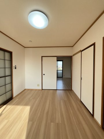 エアフォルクA棟の洋室