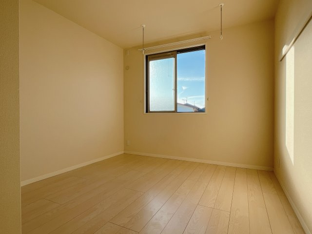 Sakura Suitesの洋室