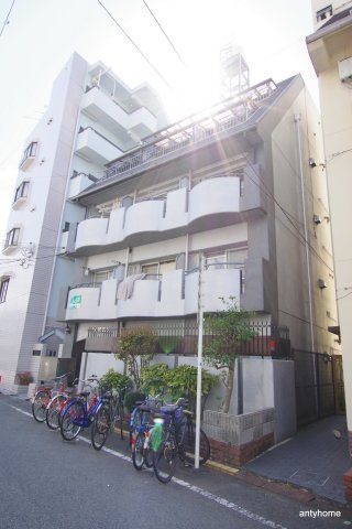 アドバンス３　仲介手数料無料の外観