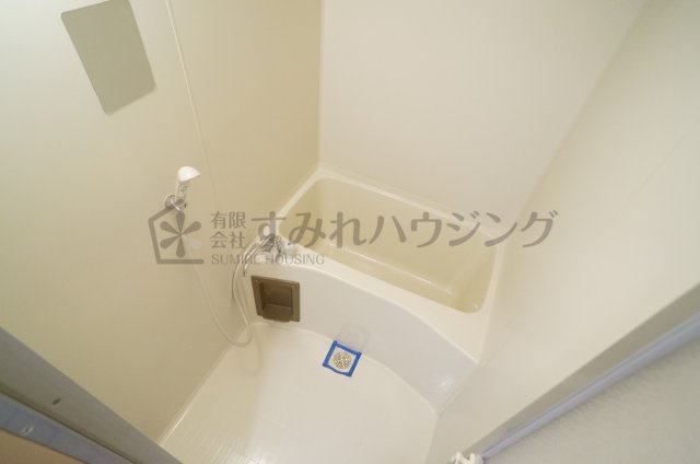 プレアール宝塚泉町の浴室