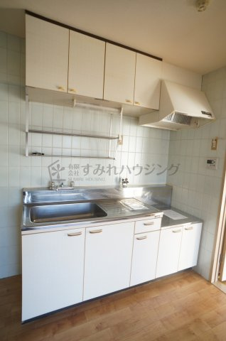 プレアール宝塚泉町のキッチン