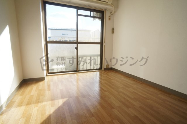 プレアール宝塚泉町の寝室