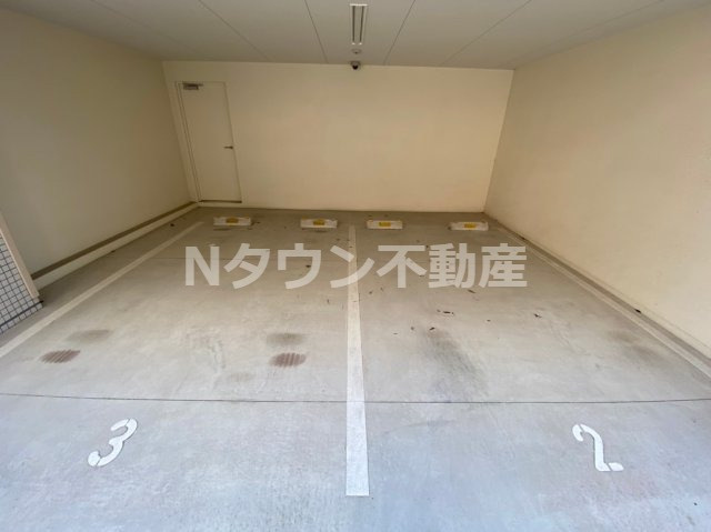 【駐車場】 | エステムコート名古屋ステーションクロス | カースペースがあります