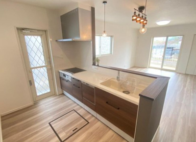 【キッチン】 | 円座町  | 広くて使い勝手のよいキッチン☆ＩＨテーブル仕様なのでお手入れも簡単☆