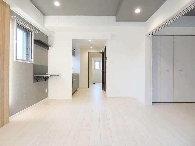 【居間・リビング】 | YamazakiSekiyuBLD