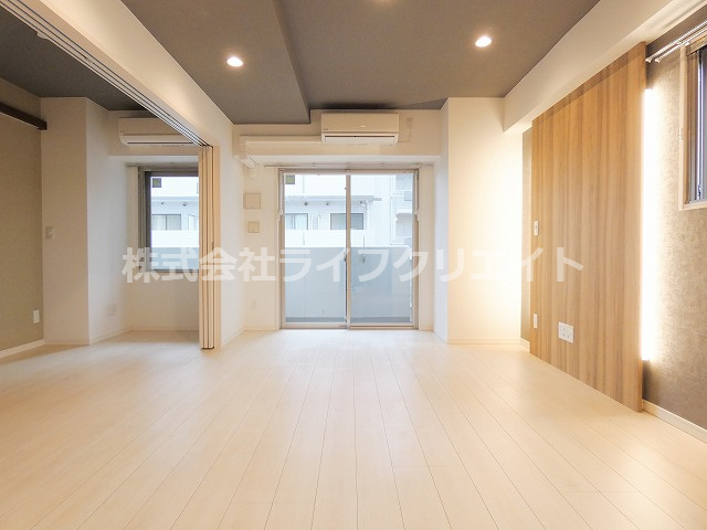 【居間・リビング】 | YamazakiSekiyuBLD