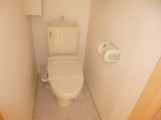 プティ・アンジュのトイレ|温水洗浄便座