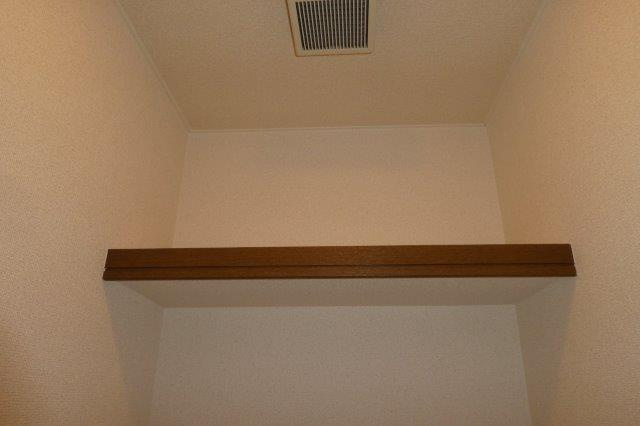 エステート山下のトイレ|トイレ棚