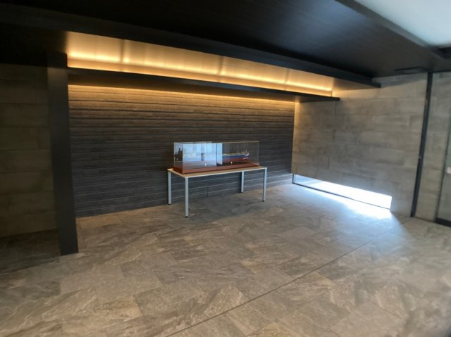 東大阪市小阪２丁目の賃貸マンションのエントランス